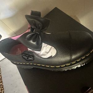 De Marten x Lazy Oaf